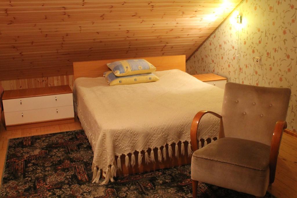 Aikarali Home Accommodation Haapsalu Room photo