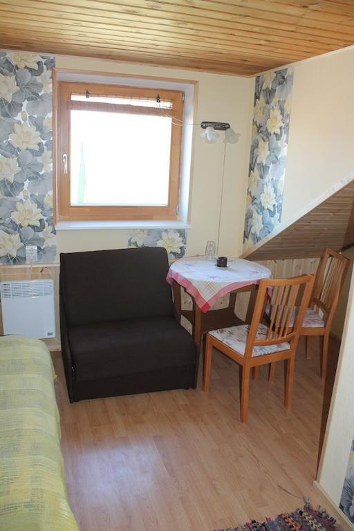 Aikarali Home Accommodation Haapsalu Room photo